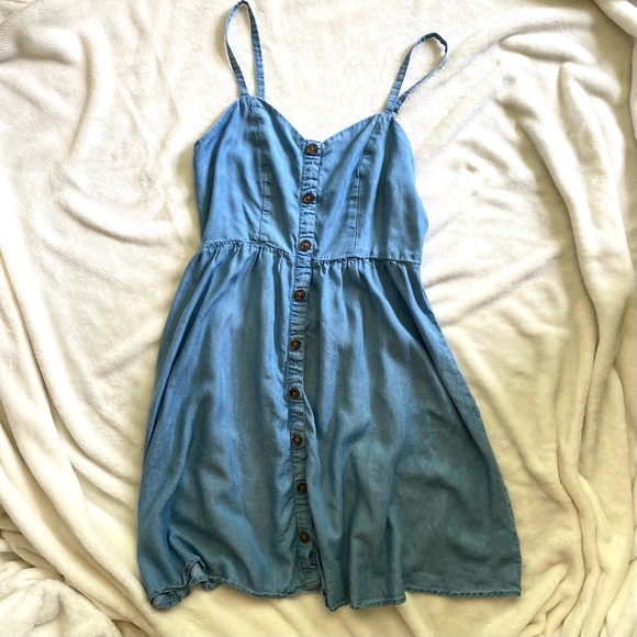 Old Navy Chambray Sundress - Picture 1 of 3
